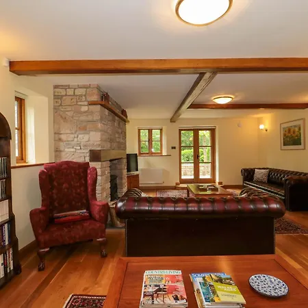 Stowey Mead Stables Ferienhaus *