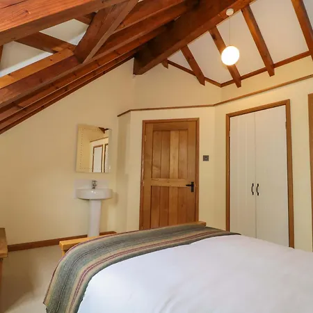 Stowey Mead Stables Bristol